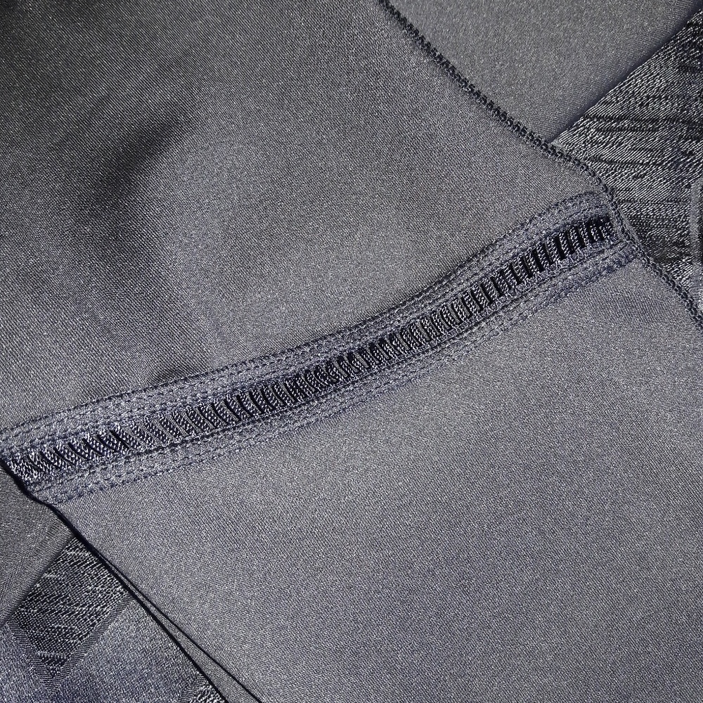 NWT Ladies Leggings - Picture 2 of 4